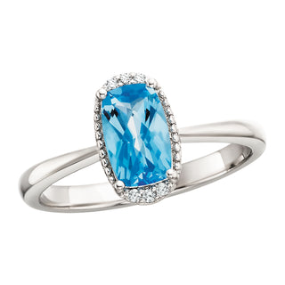 Blue Topaz Ring in sterling silver