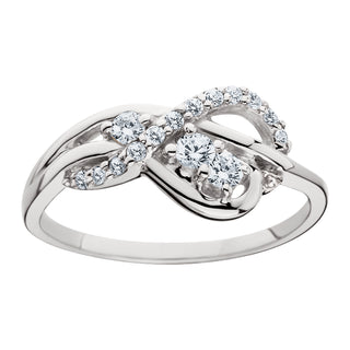 Diamond Ring in 14k white gold