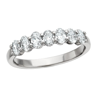Oval Diamond Ring in 14k white gold