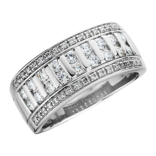 Diamond Ring in 14k white gold
