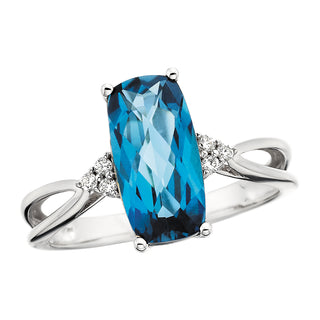Blue Topaz Ring in 14k white gold