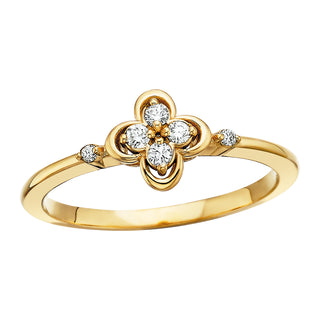 Diamond Clover Ring in yellow gold