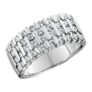 Diamond Ring in 14k white gold