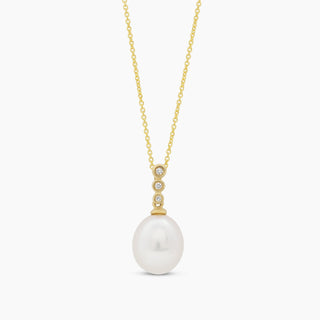 14K Yellow Gold Freshwater Pearl and Diamond Necklace