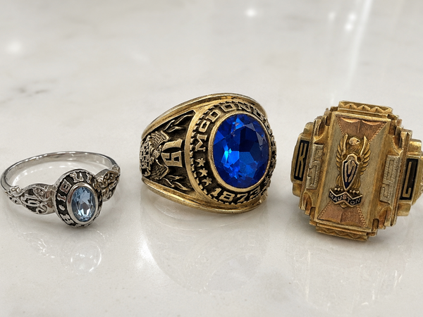 Class Rings — Gordon Jewelers Gold Exchange