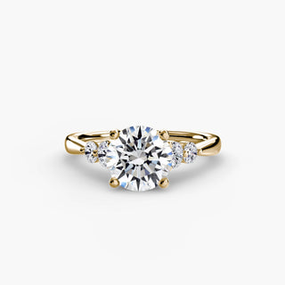 ring Gordon Jewelers, US size 5.75, gold-tone band with large central stone and smaller stones