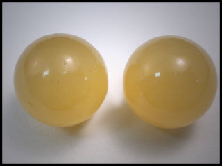 10mm Orbis Honey Onyx (dyed) Sphere